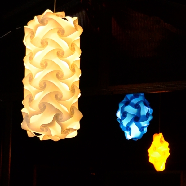 Marché Casse-Noisette | Lampes Lotus